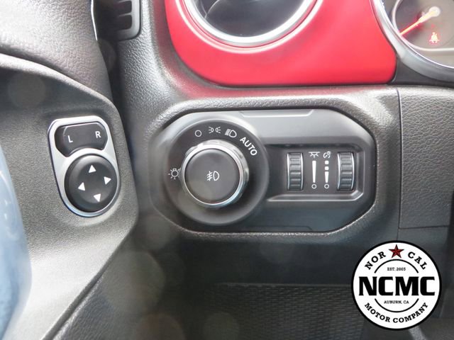 Used 2021 Jeep Wrangler Unlimited Rubicon AWD/4WD image 39