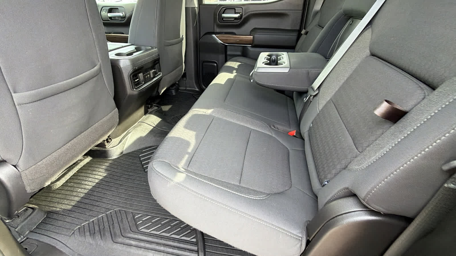 Used 2021 Chevrolet Silverado 1500 LT Trail Boss w/ LPO, Dark Essentials Package AWD/4WD image 24