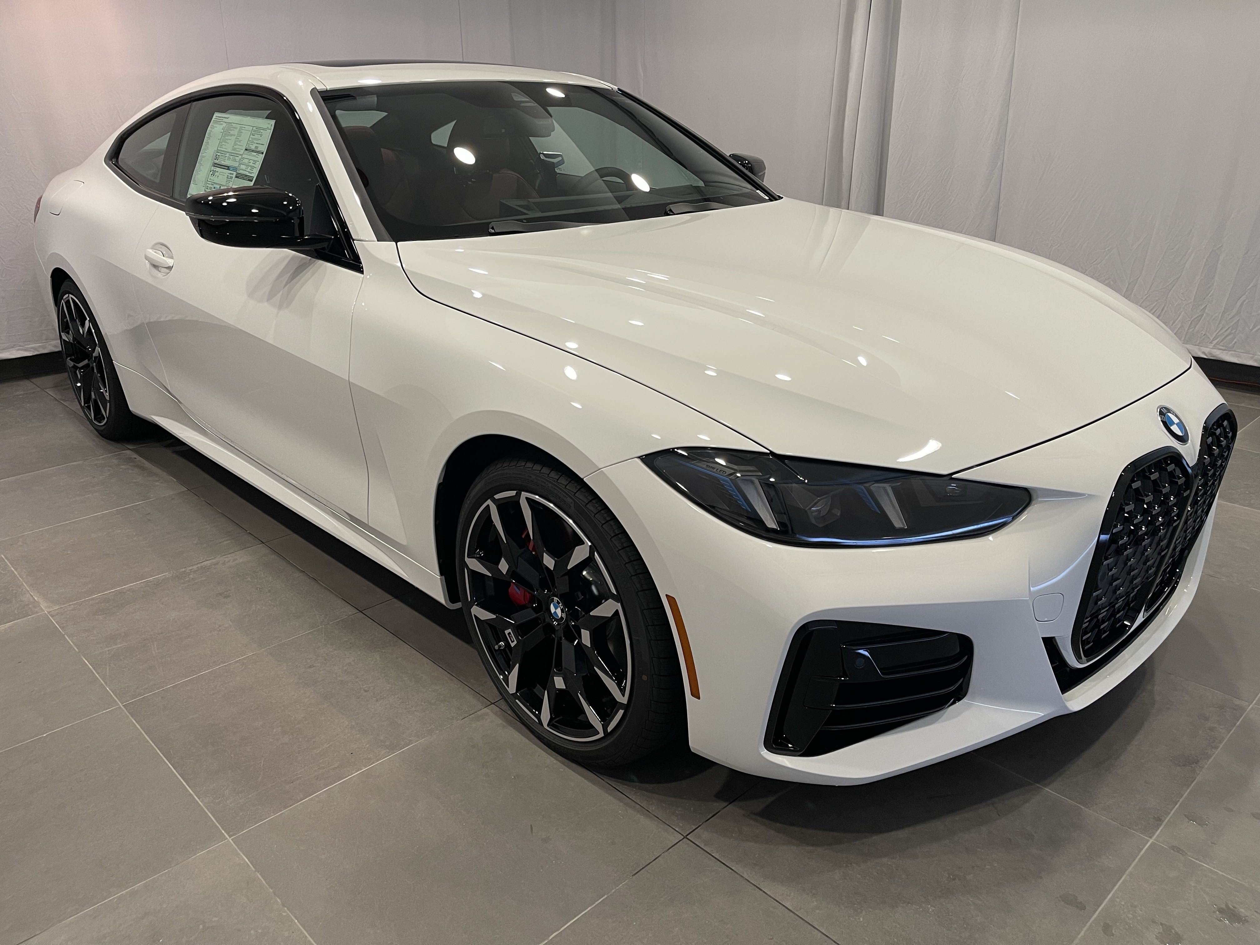 Used 2026 BMW 430i xDrive Coupe w/ M Sport Package AWD/4WD image 3