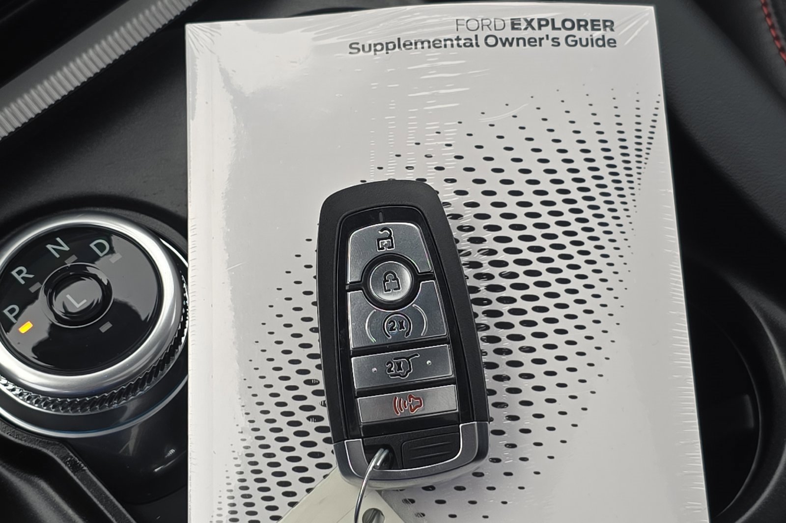 Used 2025 Ford Explorer ST-Line w/ Premium Package image 29