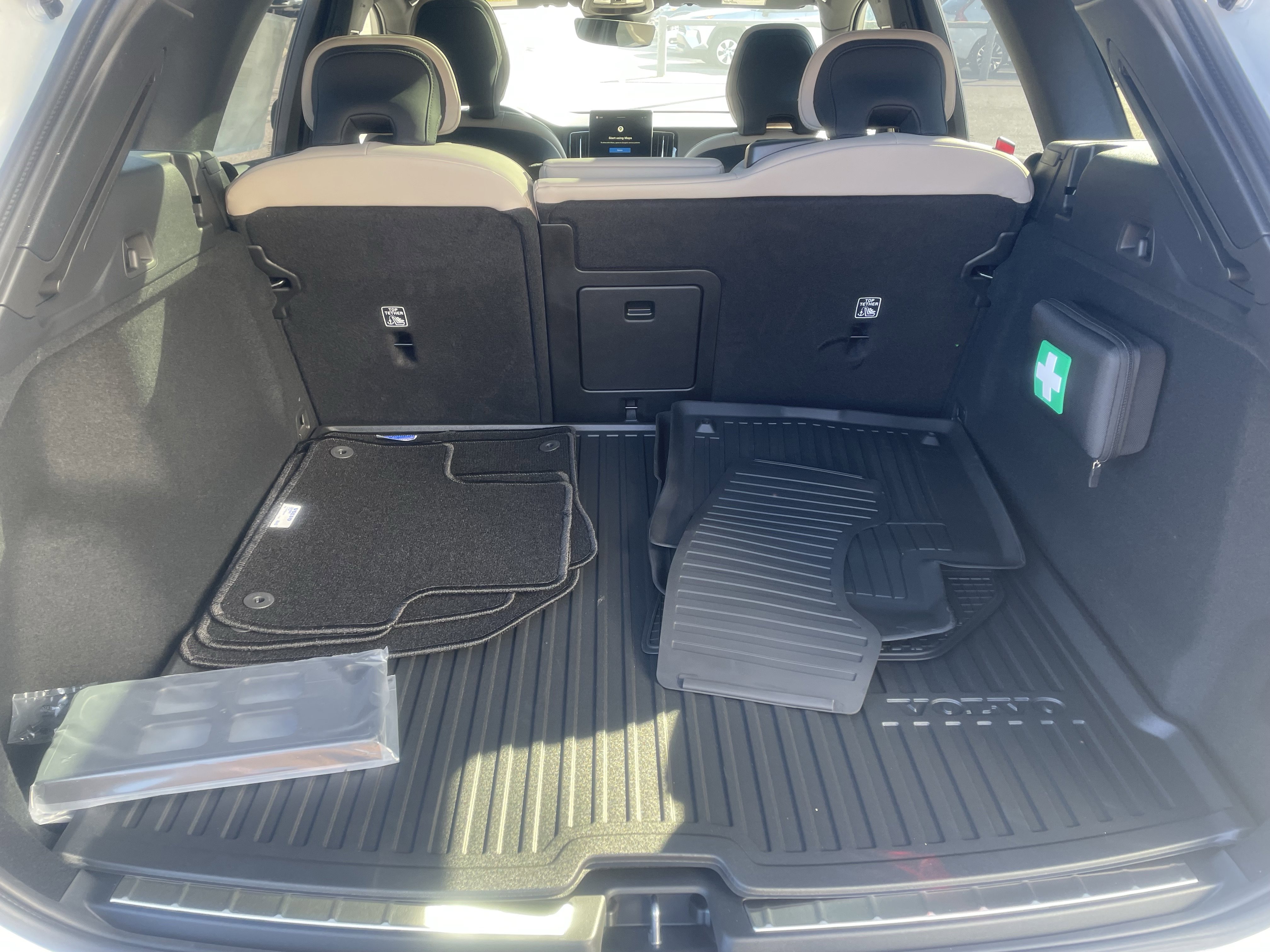 New 2026 Volvo XC60 B5 Plus w/ Protection Package Premier image 9