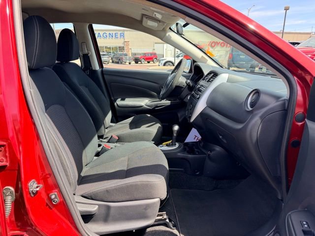 Used 2017 Nissan Versa SV image 33