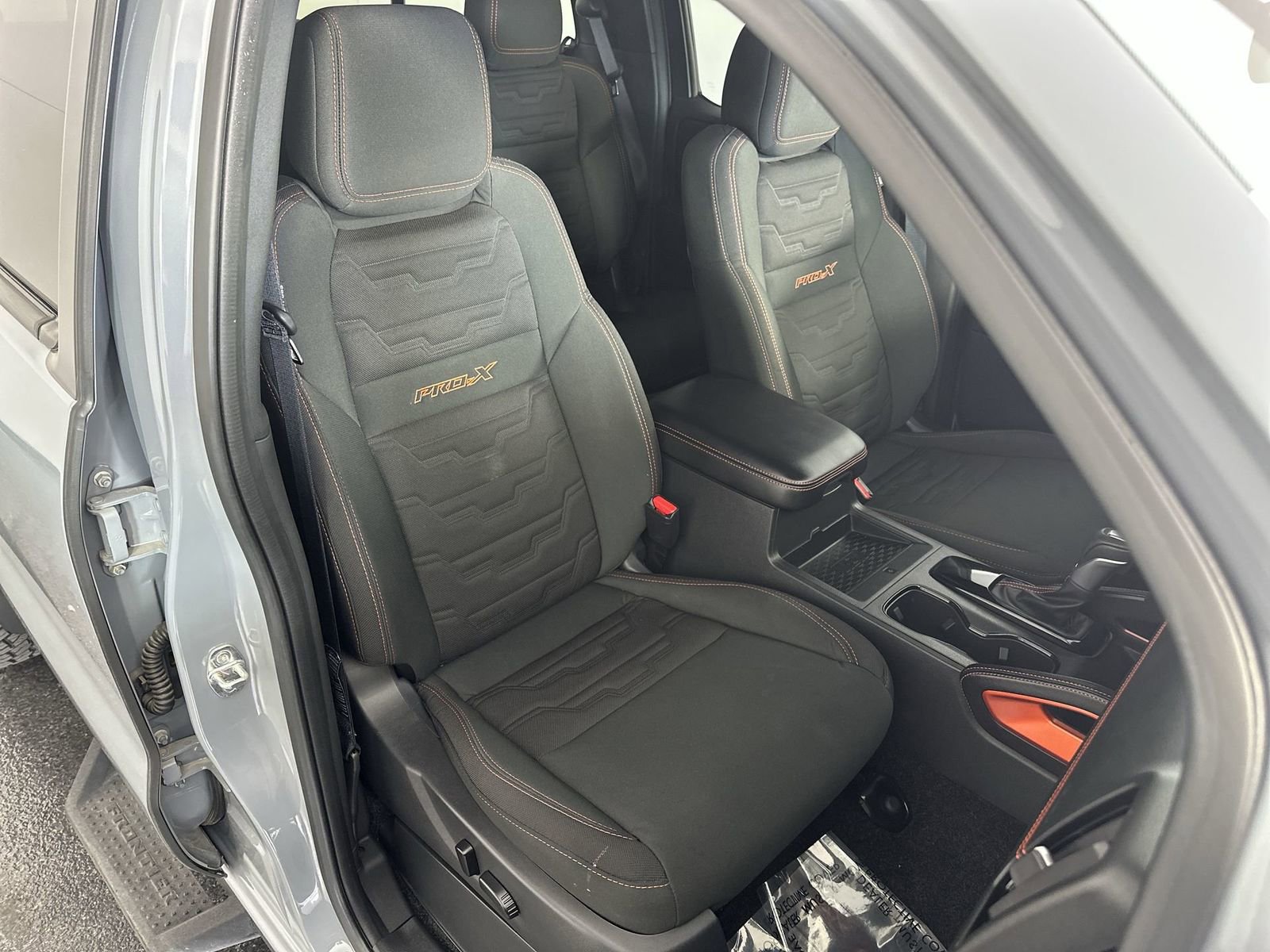 Used 2025 Nissan Frontier Pro-X w/ Pro Convenience Package image 27