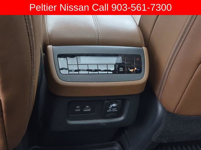 Used 2024 Nissan Pathfinder Platinum image 27