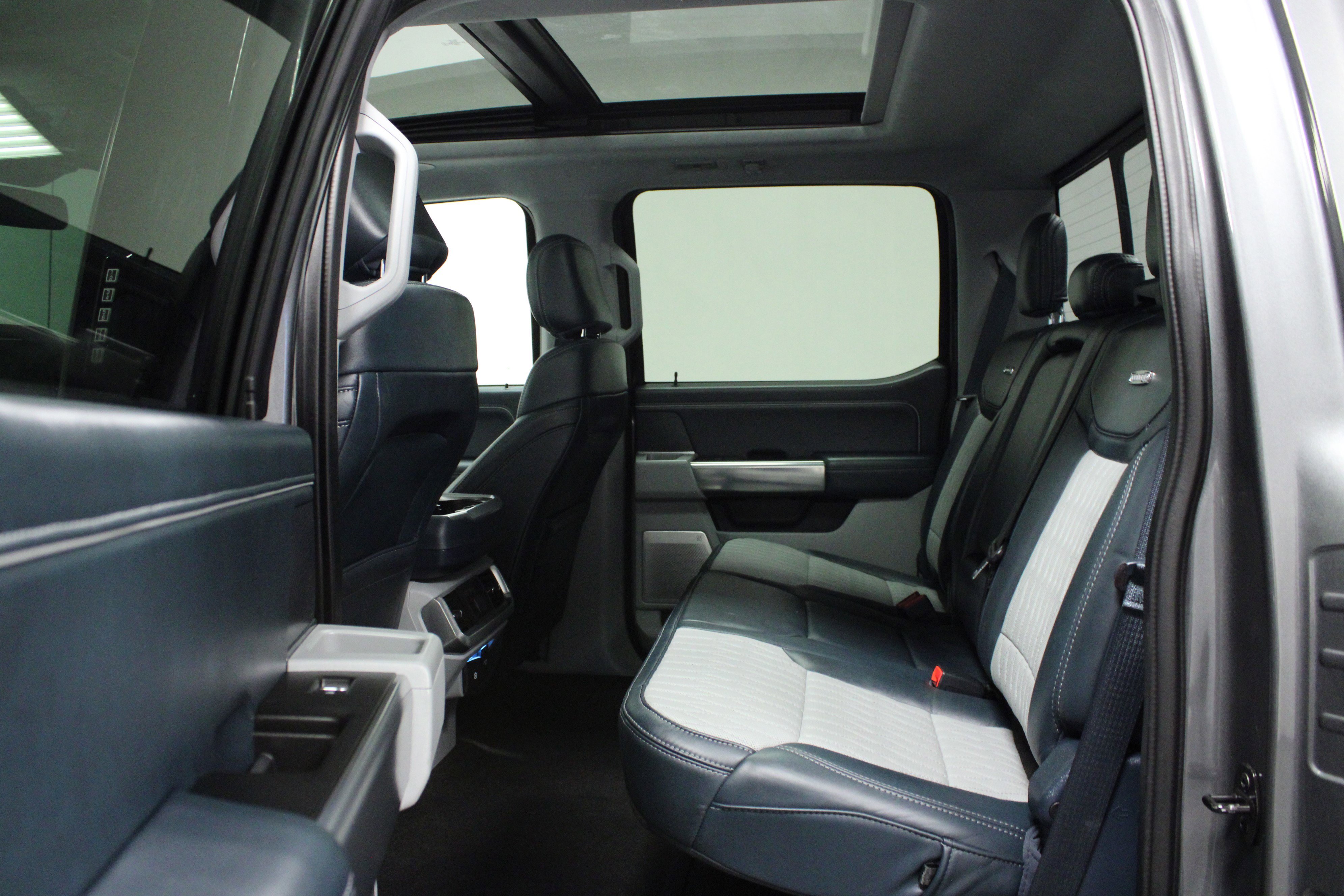 Used 2021 Ford F150 Limited image 13