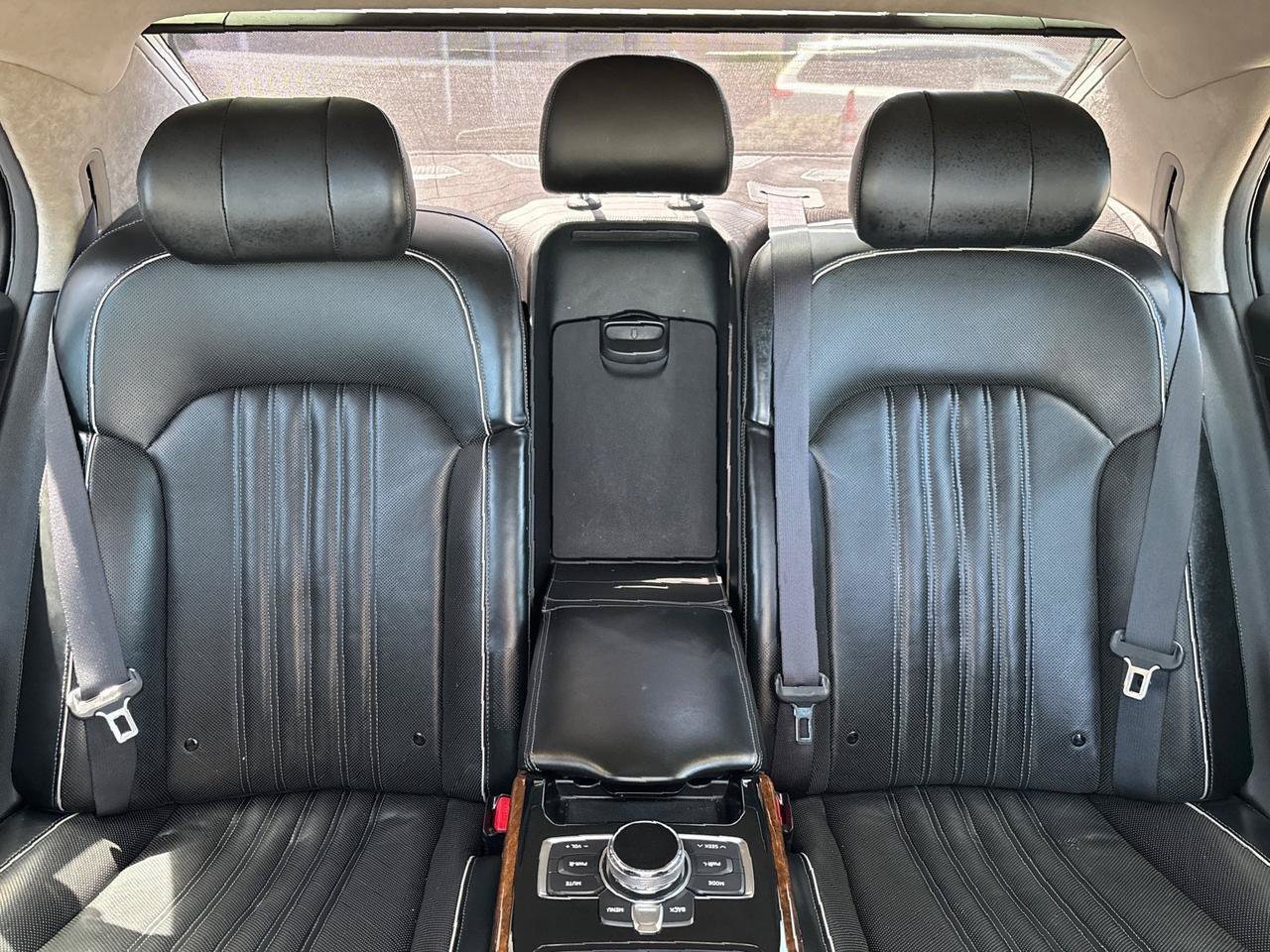 Used 2018 Genesis G90 5.0 Ultimate AWD/4WD image 27