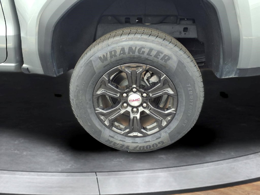 Used 2024 GMC Canyon Elevation RWD image 19
