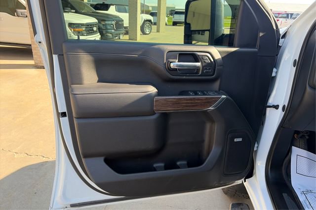 Used 2022 Chevrolet Silverado 3500 High Country w/ Z71 Off-Road Package image 20