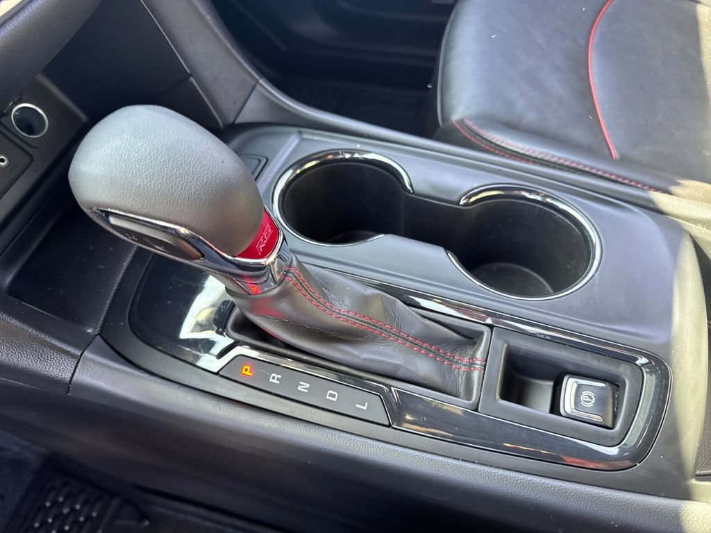 Used 2022 Chevrolet Equinox RS w/ RS Leather Package image 21