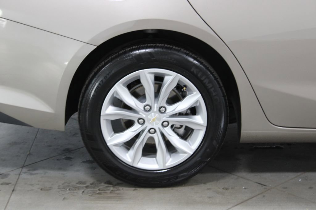 Used 2024 Chevrolet Malibu LT image 13