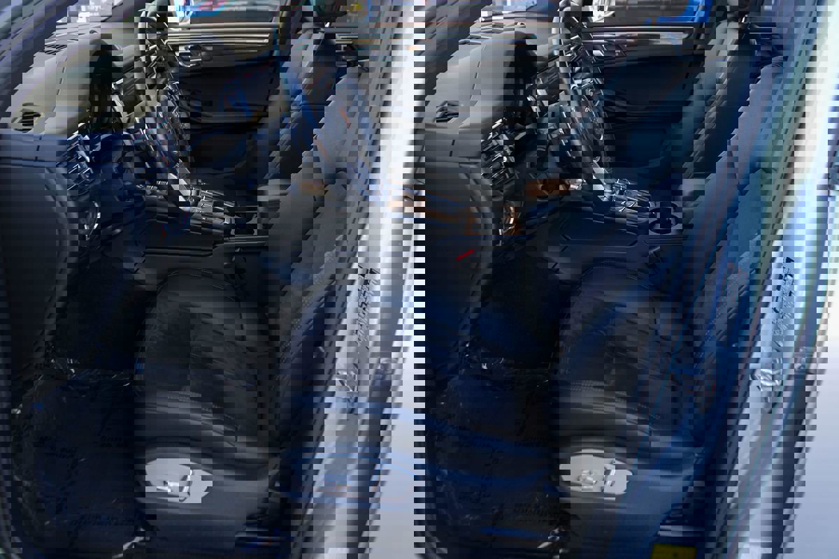 Used 2020 Porsche Macan image 16