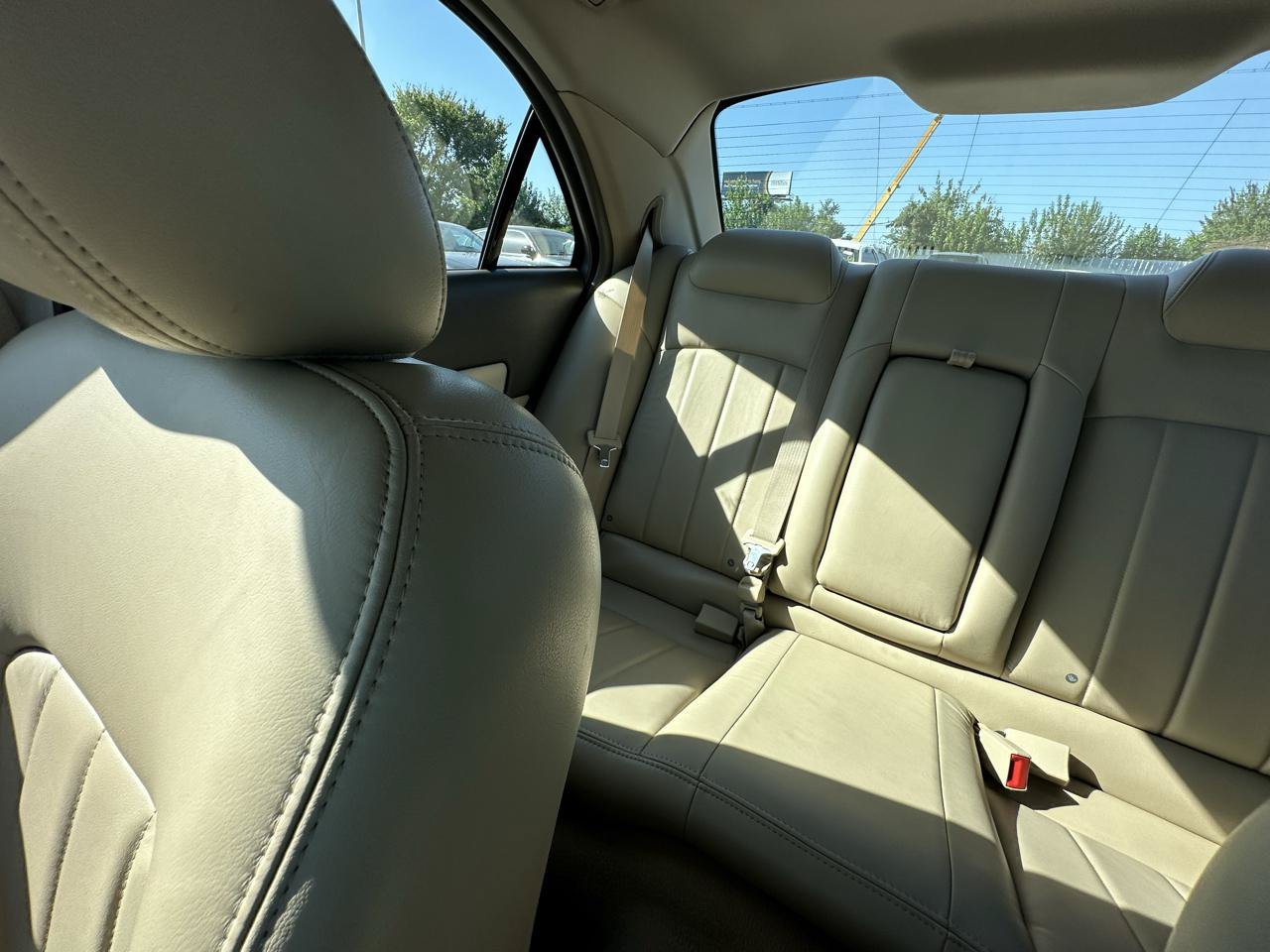 Used 2005 Lincoln LS RWD image 59