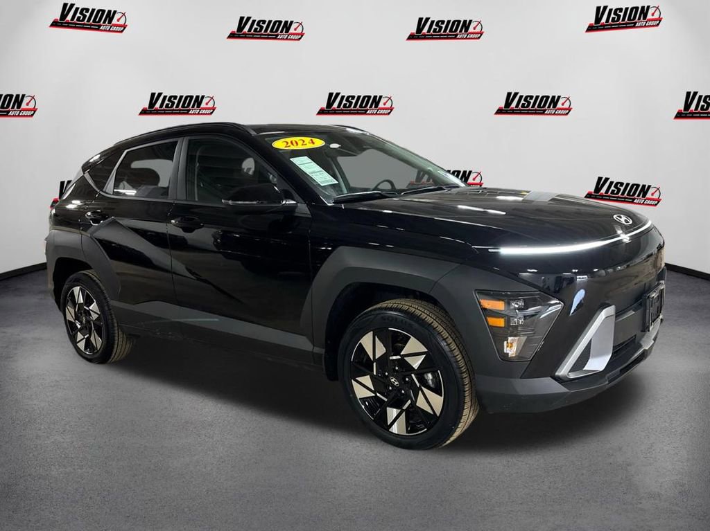 Used 2024 Hyundai Kona SEL image 3