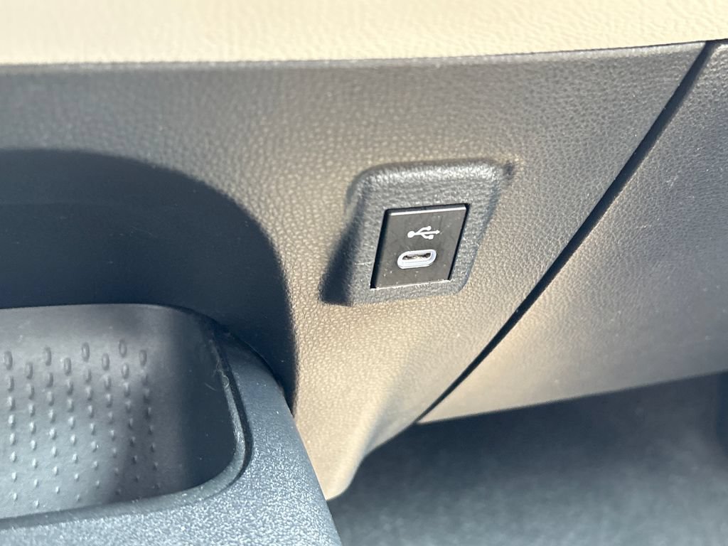 Used 2023 Toyota Corolla LE FWD image 17