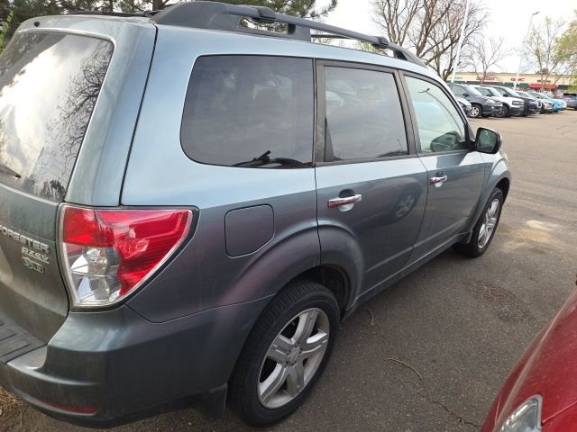 Used 2010 Subaru Forester 2.5X Premium w/ Popular Equipment Group 1A AWD/4WD image 3