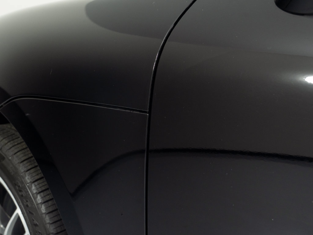 Certified 2021 Porsche Macan Turbo AWD/4WD image 53
