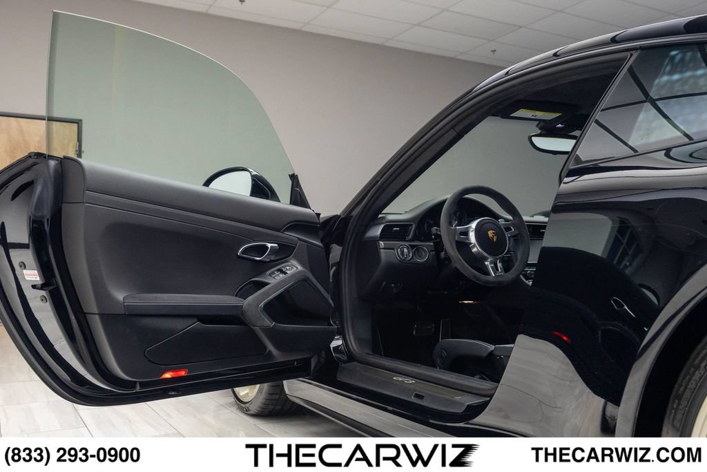 Used 2015 Porsche 911 GT3 RWD image 42