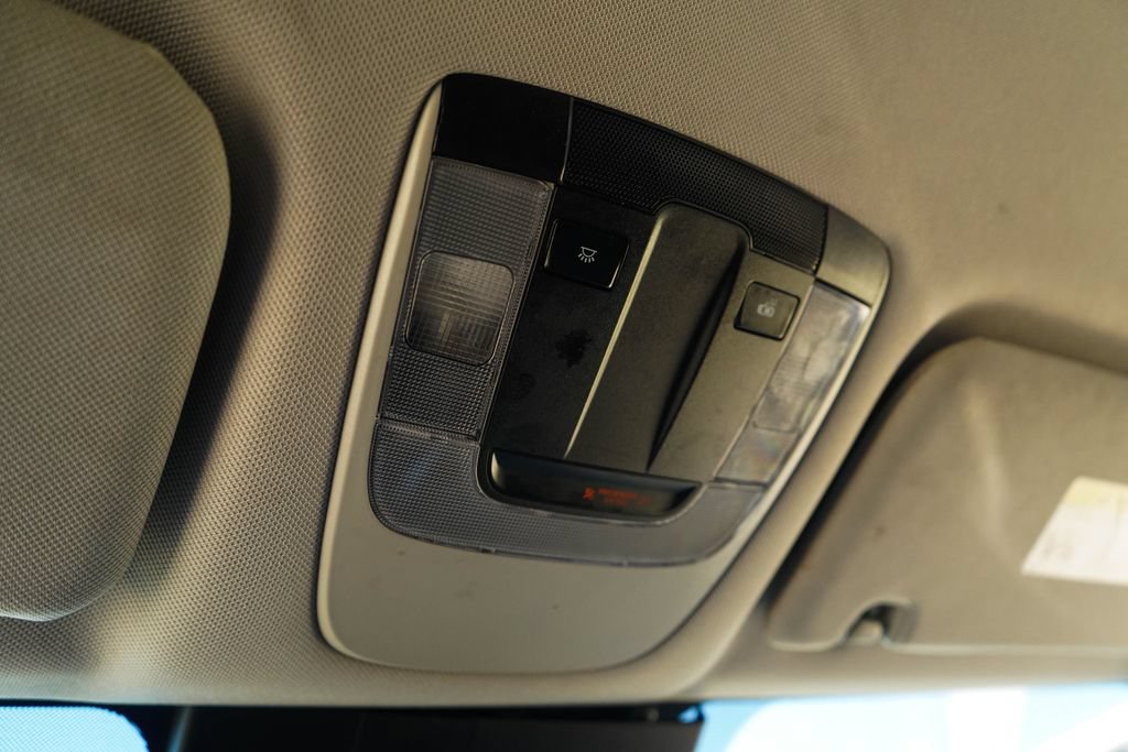 Used 2022 Kia Sorento LX FWD image 12