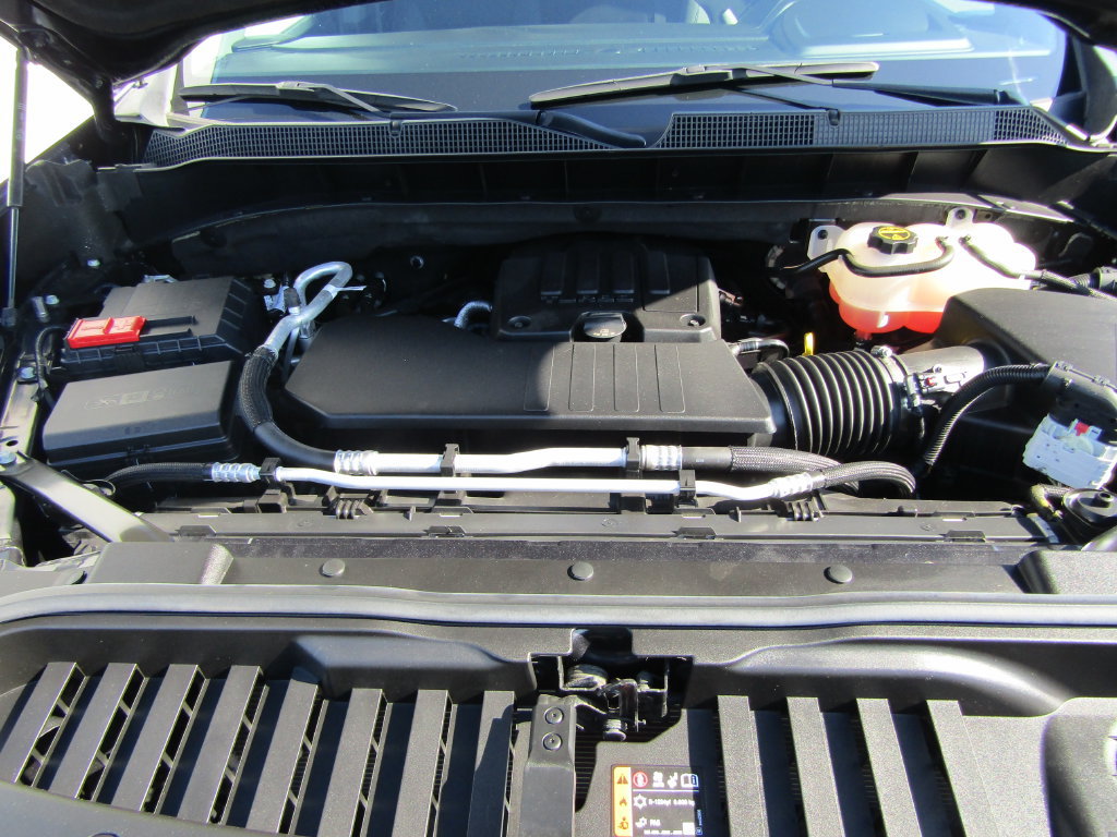 Used 2024 Chevrolet Silverado 1500 LT AWD/4WD image 12