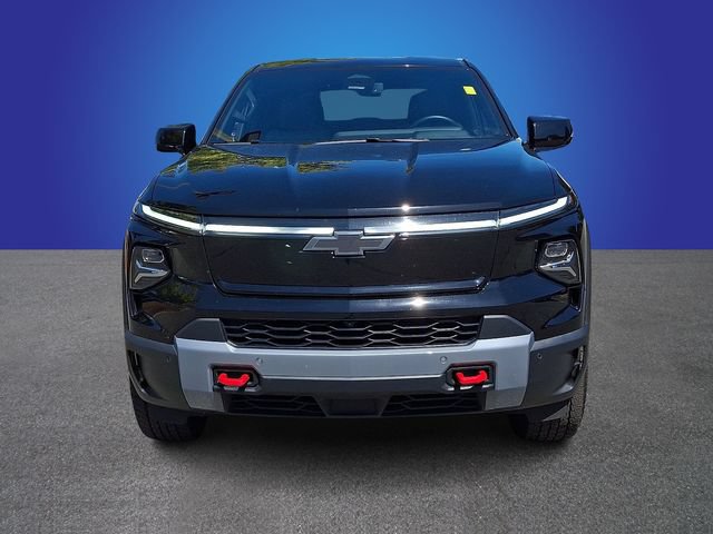Used 2026 Chevrolet Silverado EV Trail Boss w/ Plus Package AWD/4WD image 2