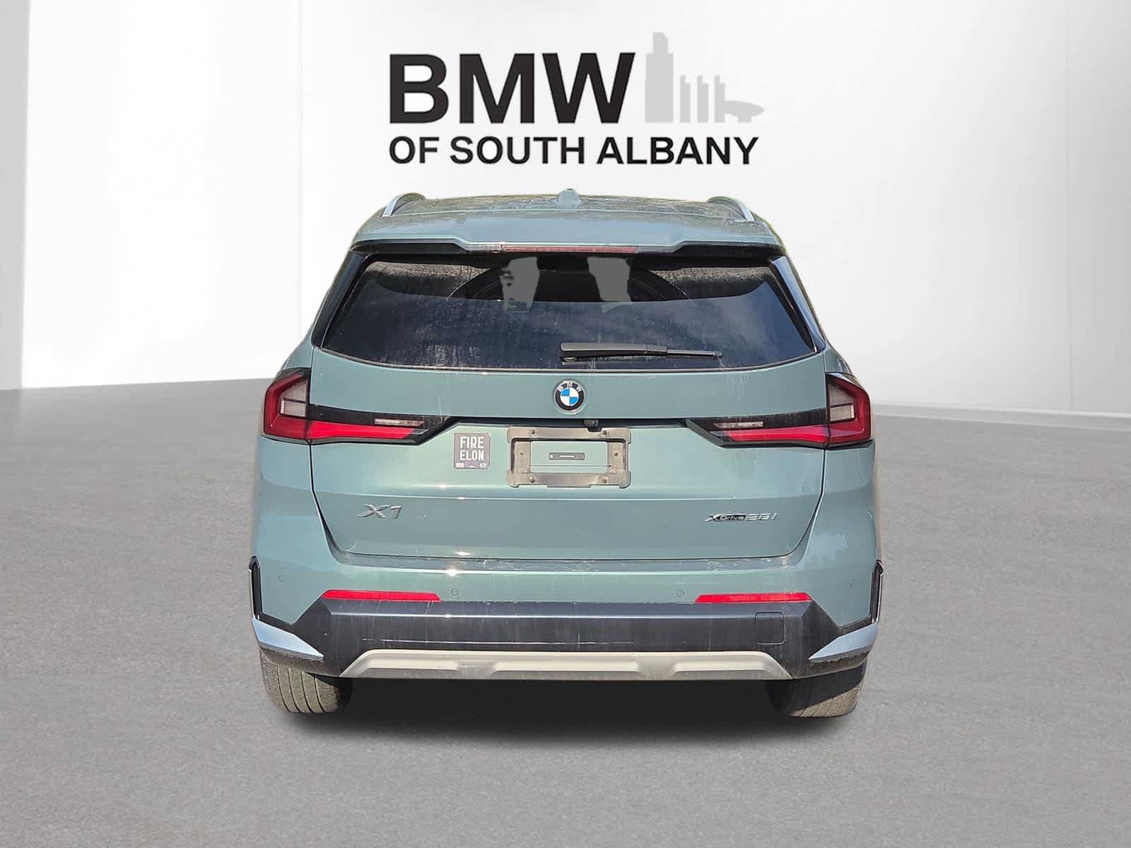 Used 2024 BMW X1 xDrive28i w/ Technology Package AWD/4WD image 4