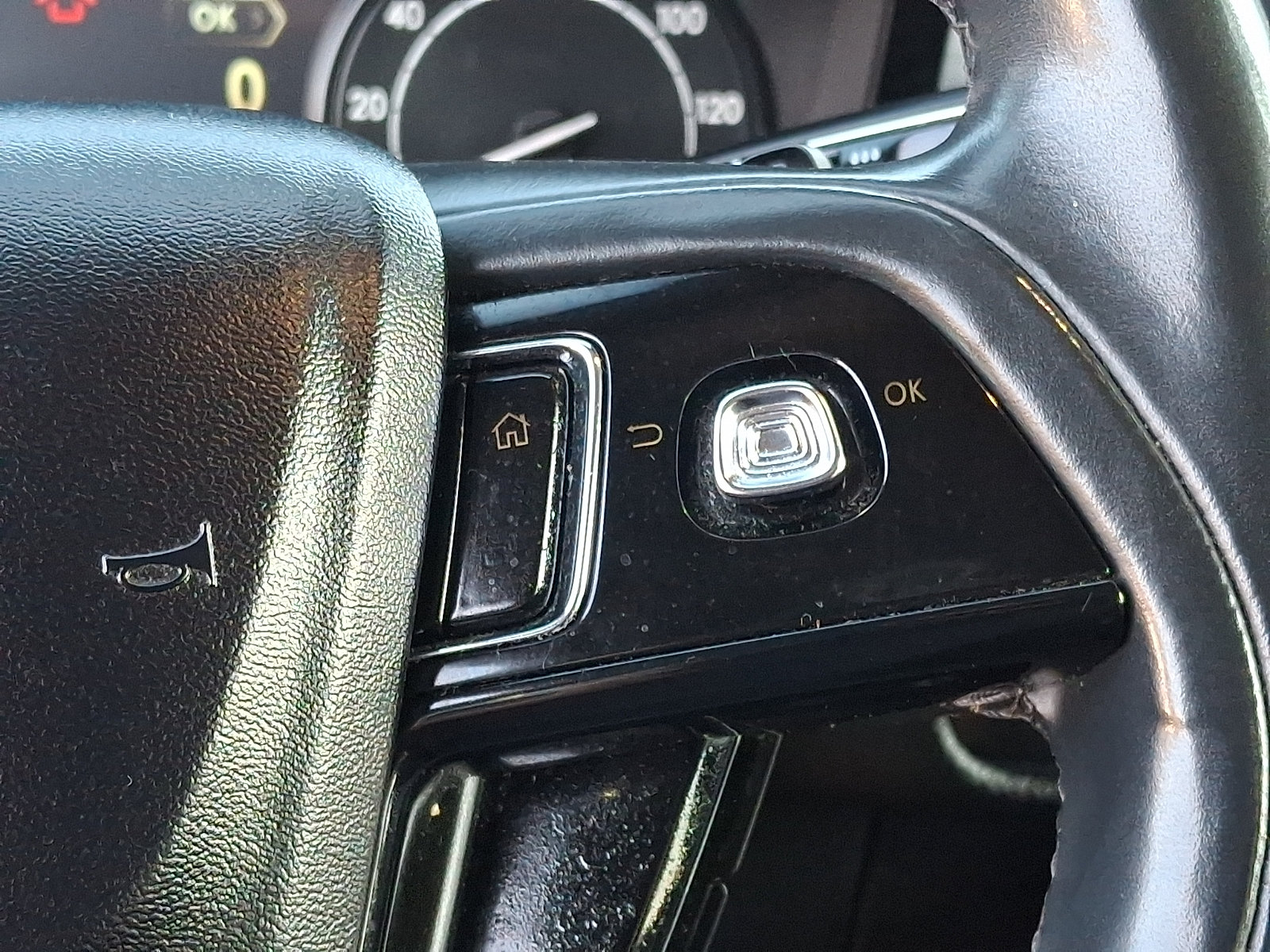 Used 2020 Lincoln Corsair AWD w/ Equipment Group 101A image 25