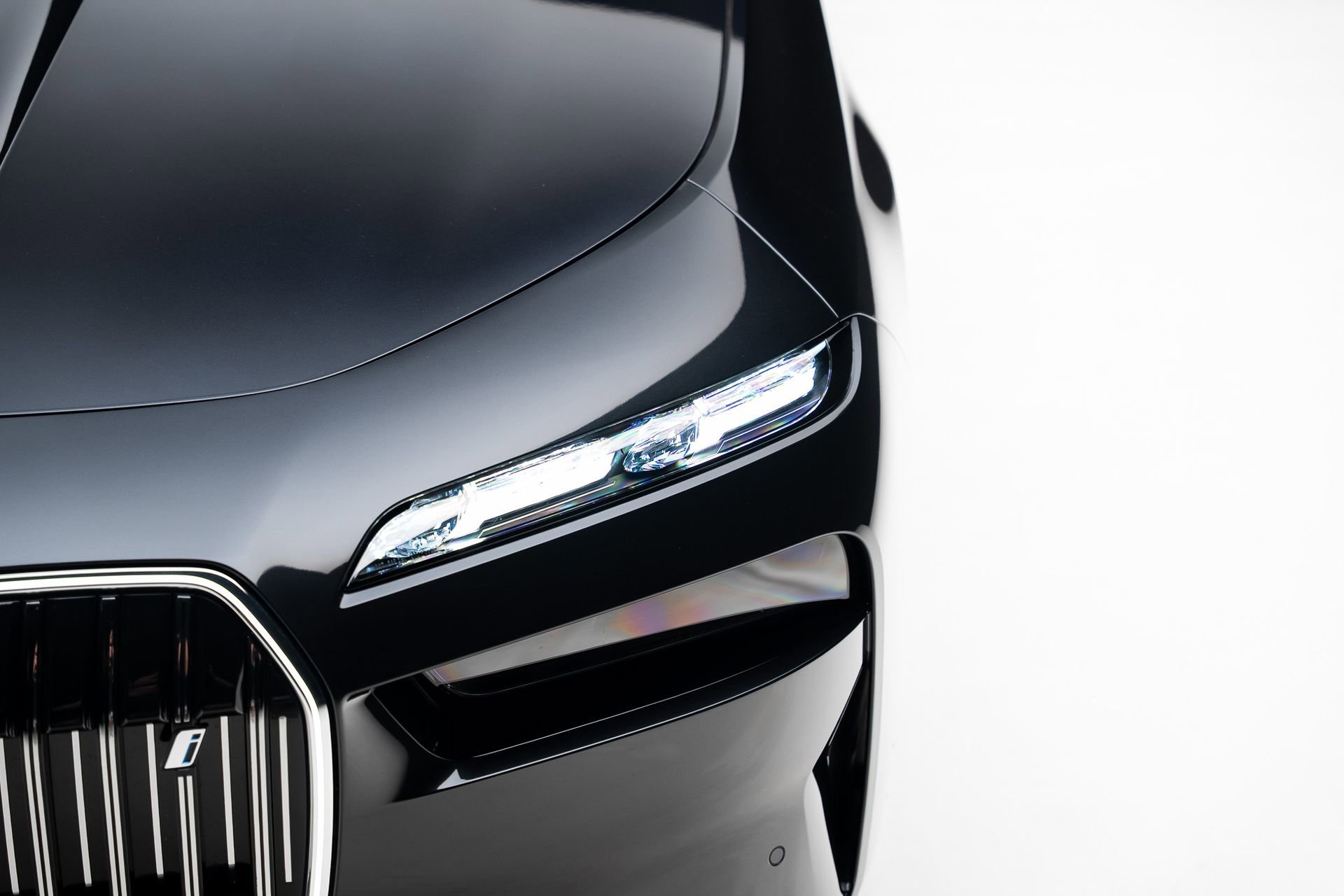 Used 2024 BMW i7 xDrive60 w/ Executive Package image 12