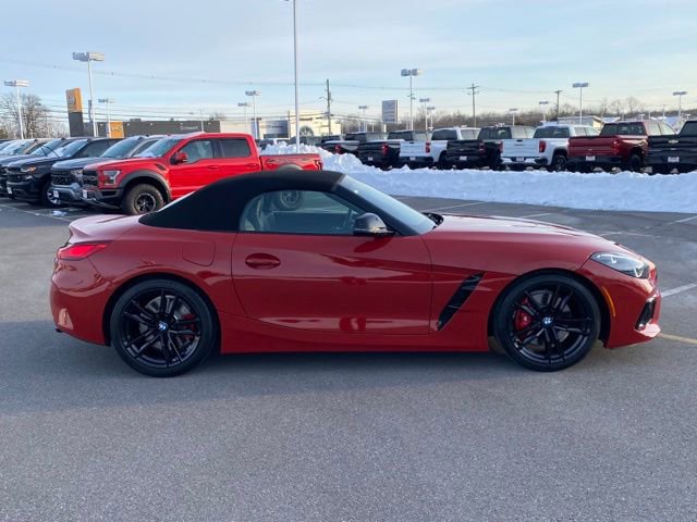 Used 2024 BMW Z4 M40i w/ Premium Package image 7