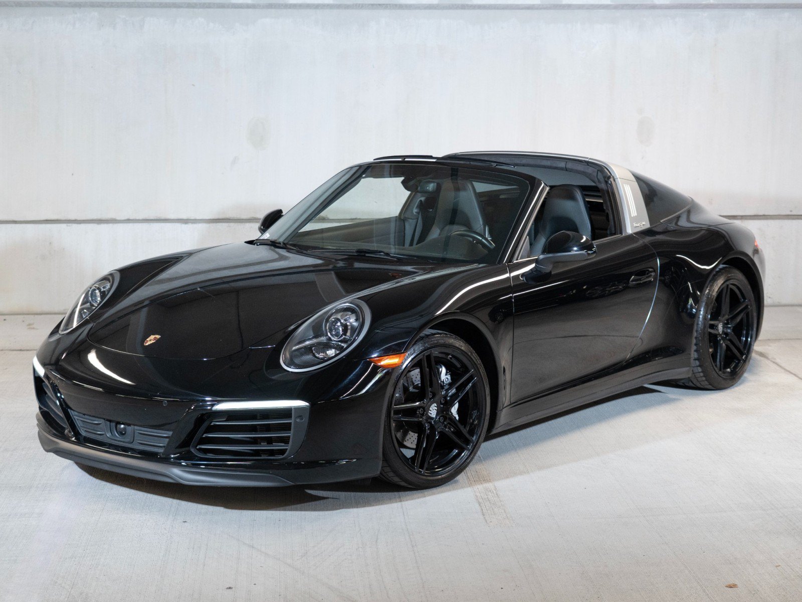 Certified 2018 Porsche 911 Targa 4
