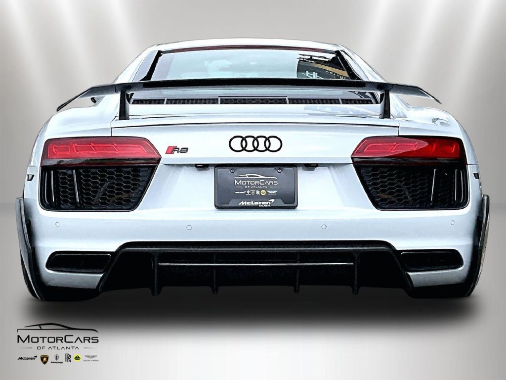 Used 2017 Audi R8 V10 plus AWD/4WD image 4