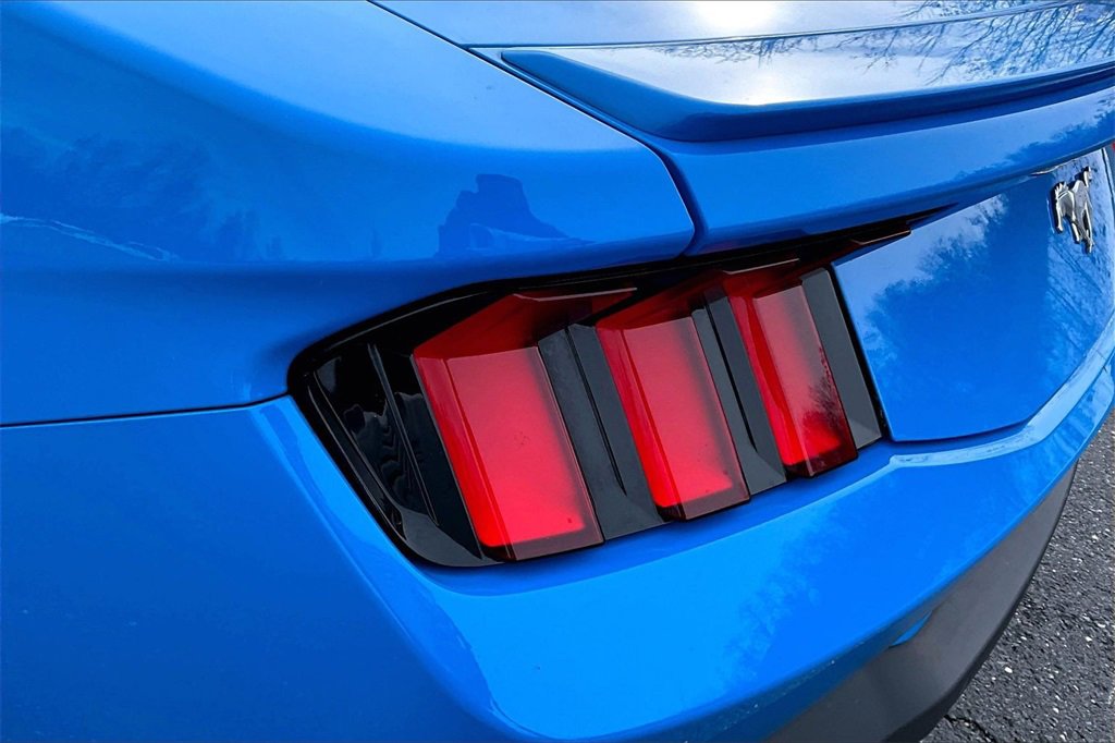 Used 2024 Ford Mustang Premium image 21