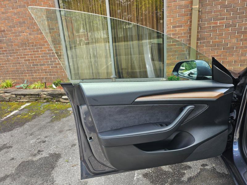 Used 2023 Tesla Model 3 Standard Range RWD image 27
