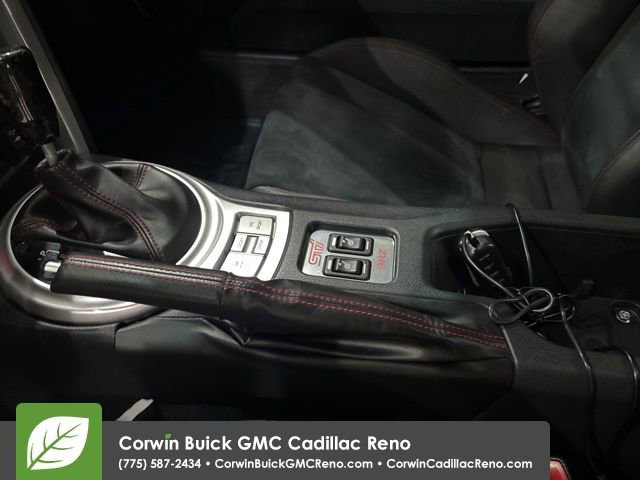 Used 2016 Subaru BRZ Limited w/ Popular Package #4 RWD image 16