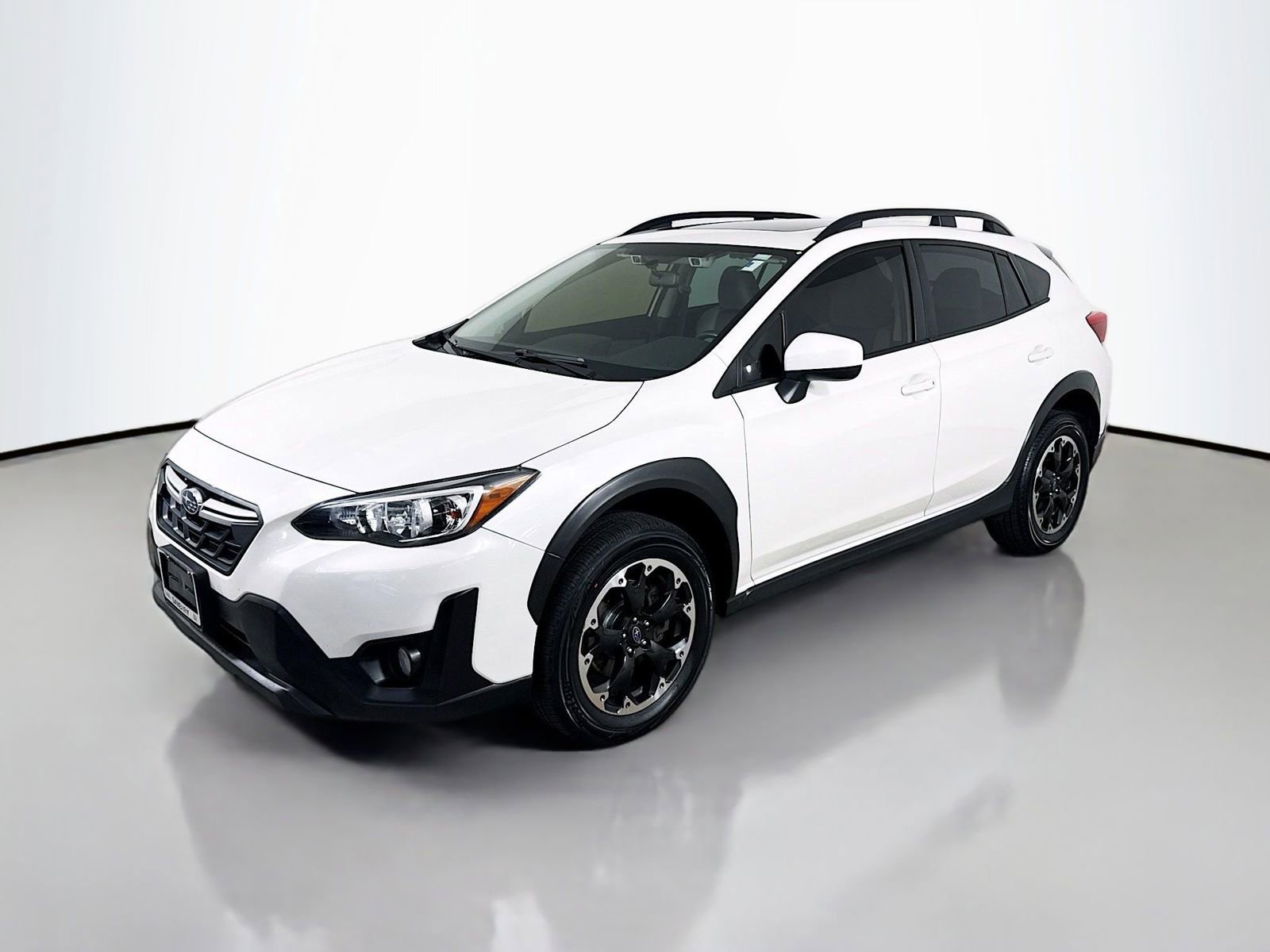 Used 2022 Subaru Crosstrek 2.0i Premium w/ Moonroof Package AWD/4WD image 1