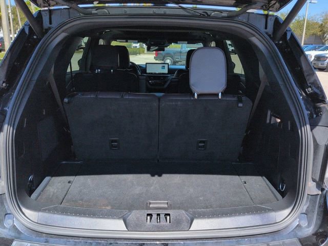 Used 2025 Ford Explorer Platinum w/ LUX Leather Package image 13
