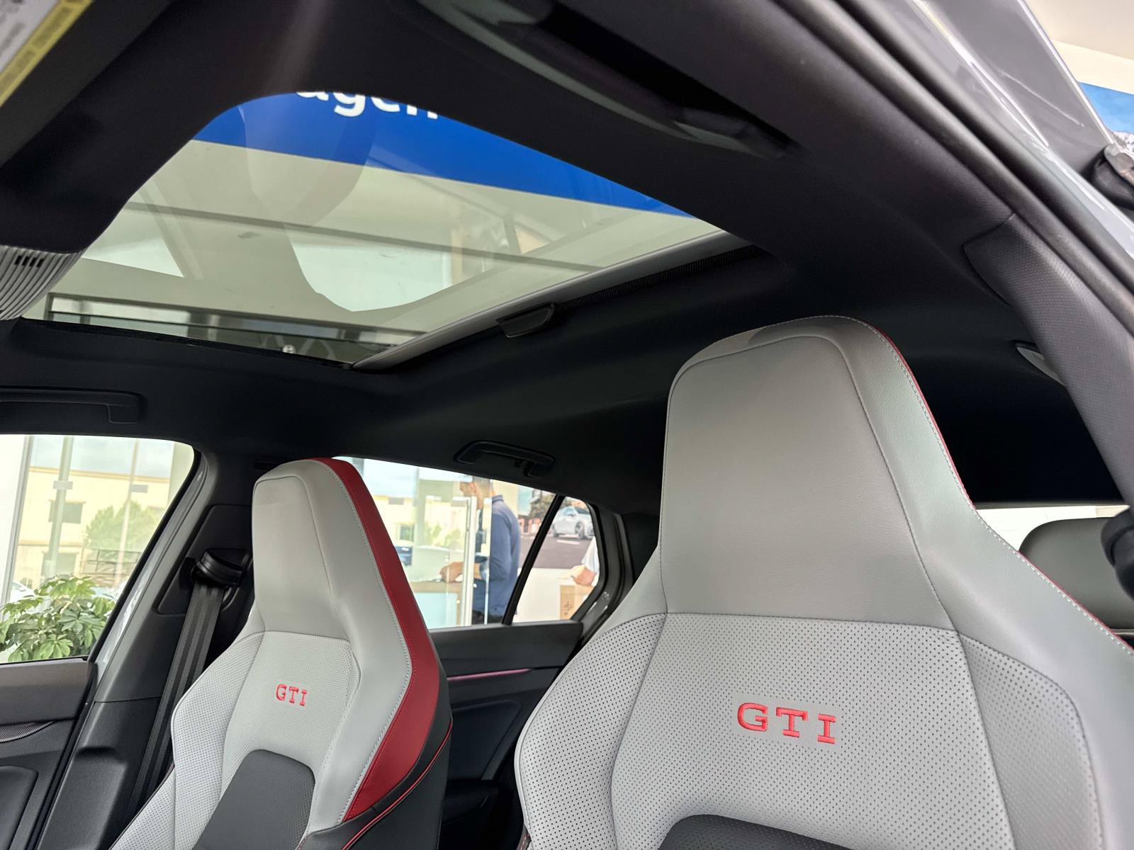 New 2026 Volkswagen GTI SE FWD image 24