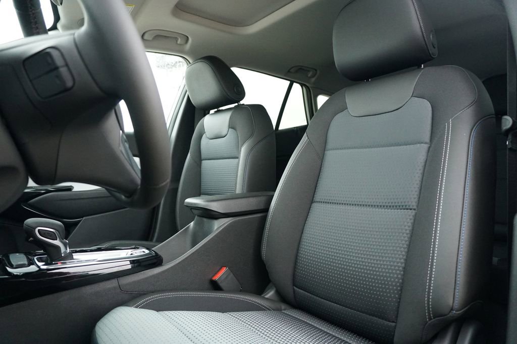 New 2026 Chevrolet Trax LT w/ Sunroof Package image 19