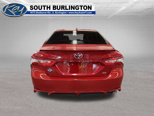 Used 2020 Toyota Camry SE FWD image 5
