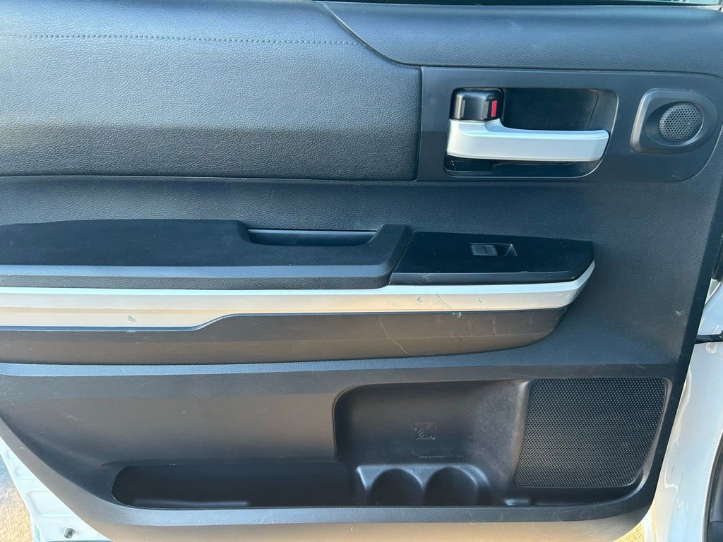 Used 2015 Toyota Tundra SR5 image 25
