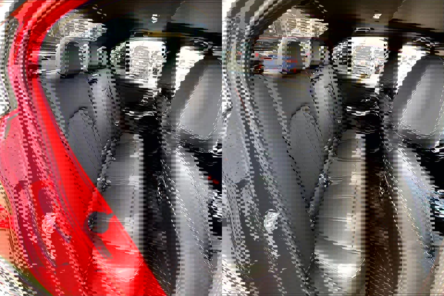 Used 2024 BMW 330i Sedan w/ Convenience Package image 18