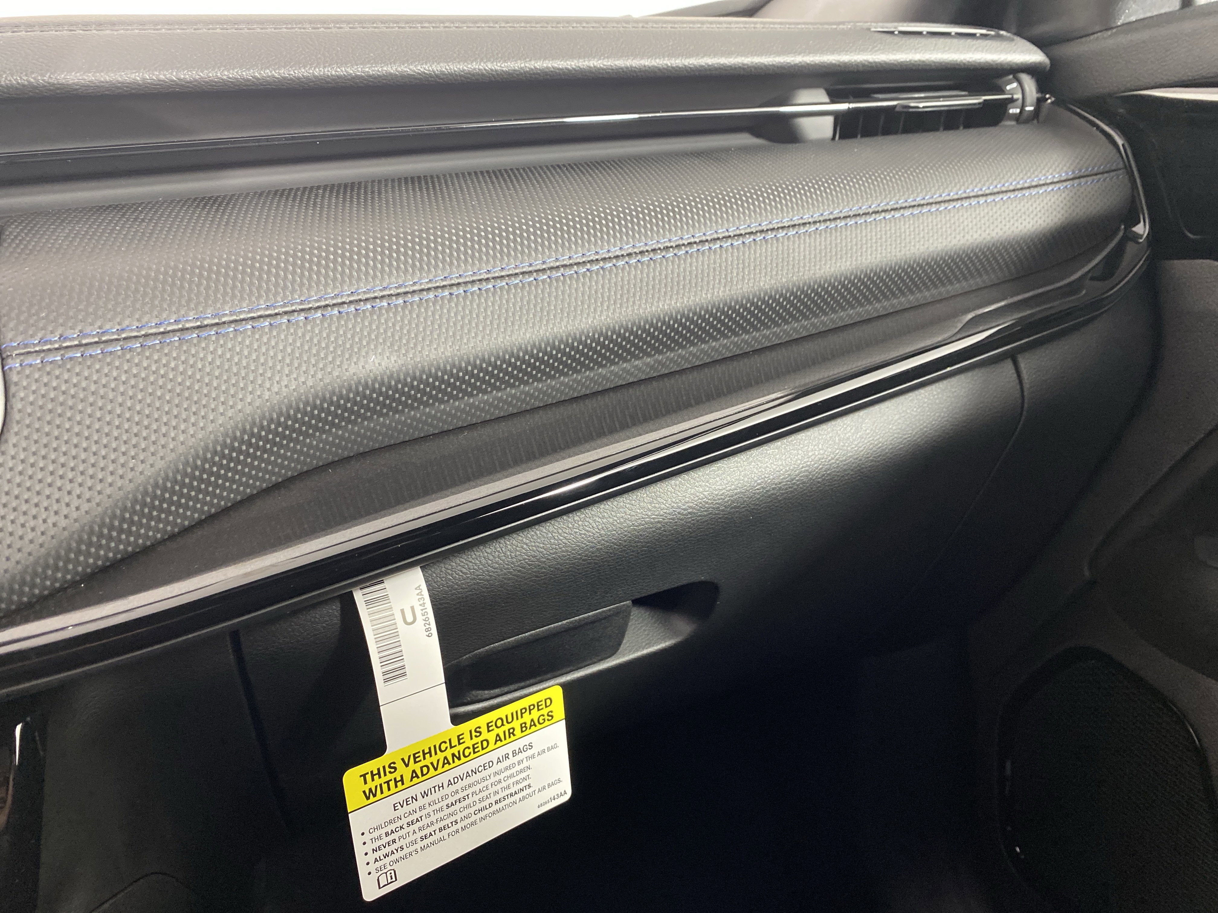 New 2026 Jeep Compass Limited image 28