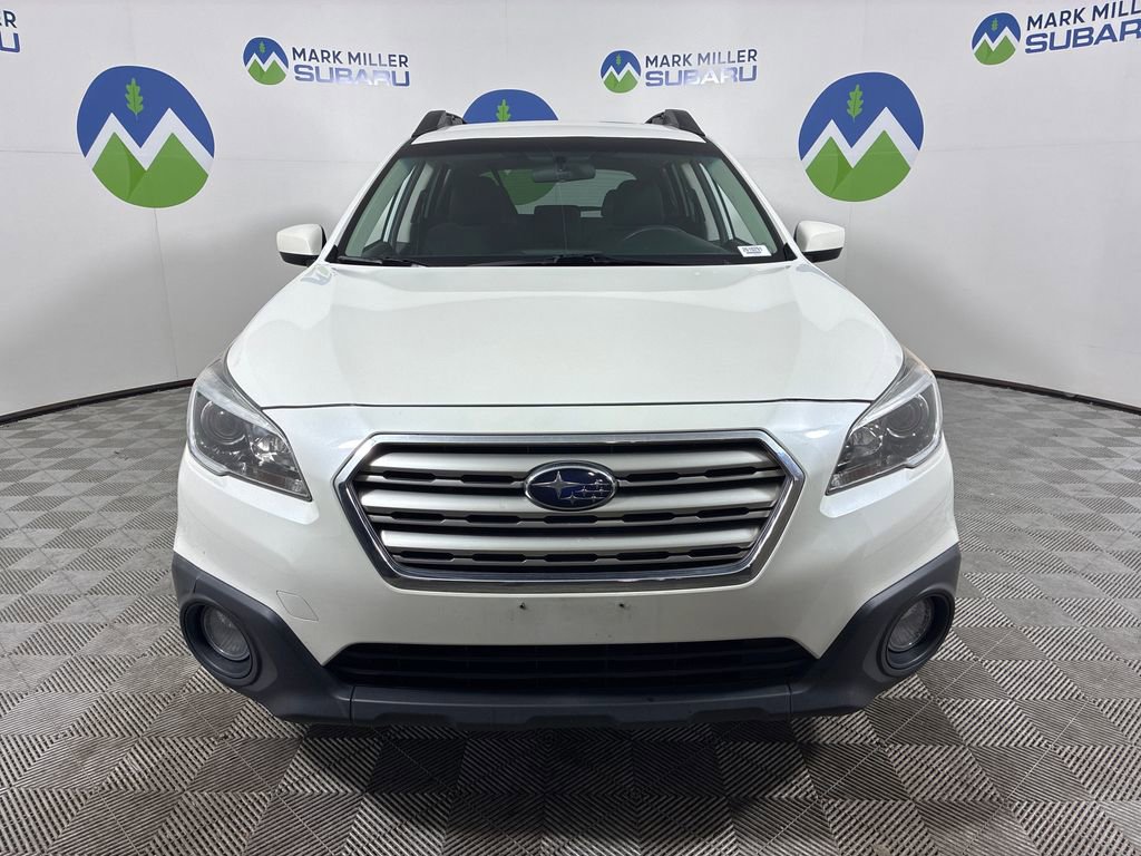 Used 2017 Subaru Outback 2.5i Premium image 3