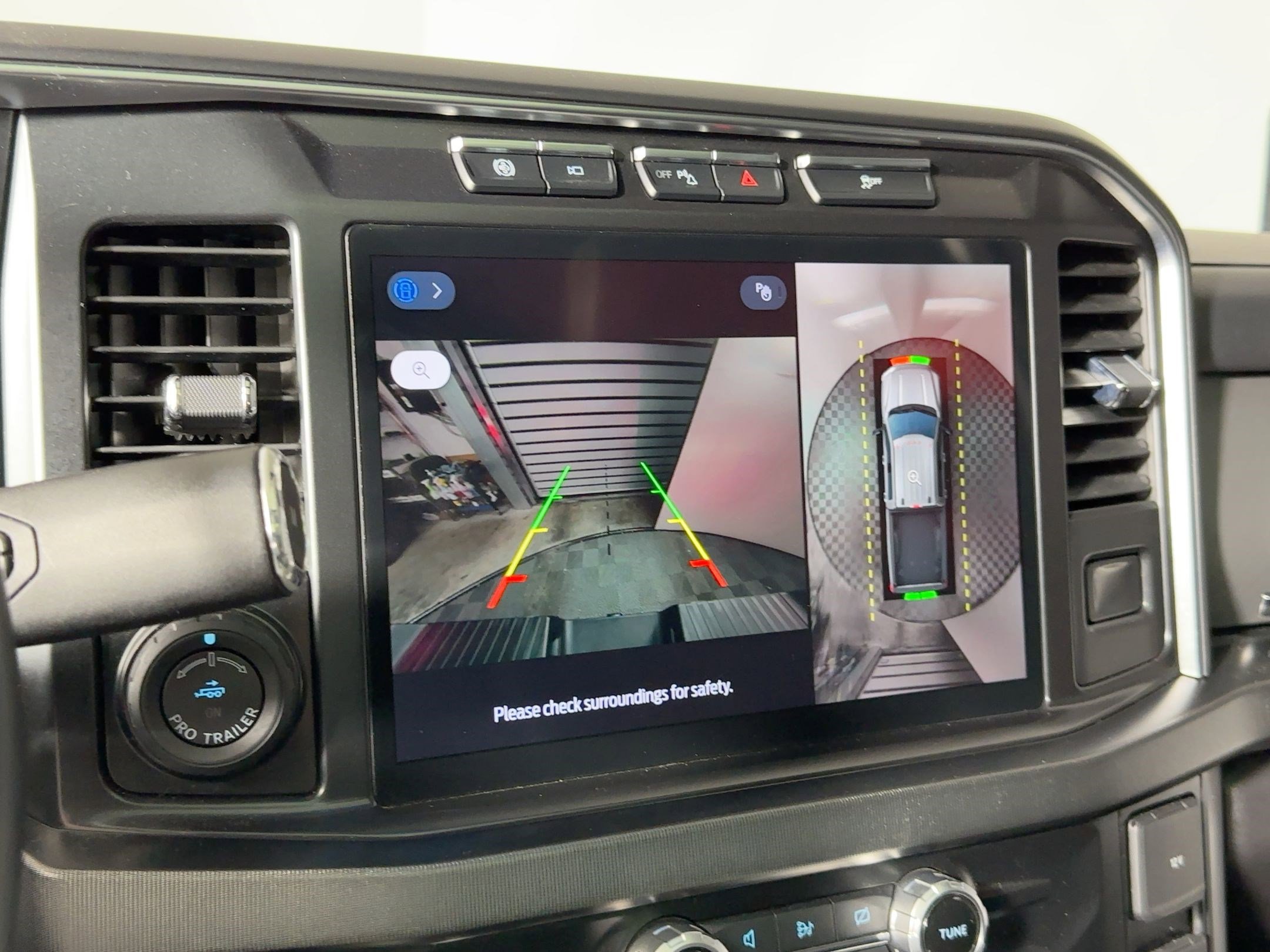 Used 2024 Ford F250 Platinum image 24