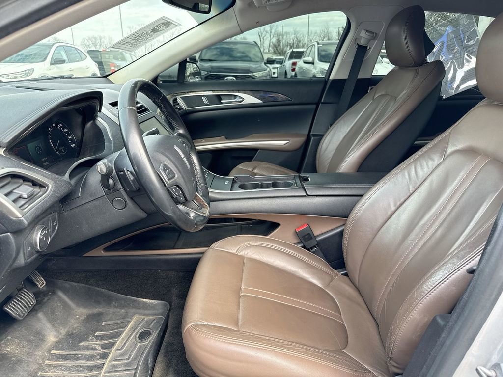 Used 2016 Lincoln MKZ w/ Equipment Group 200A Select FWD image 19