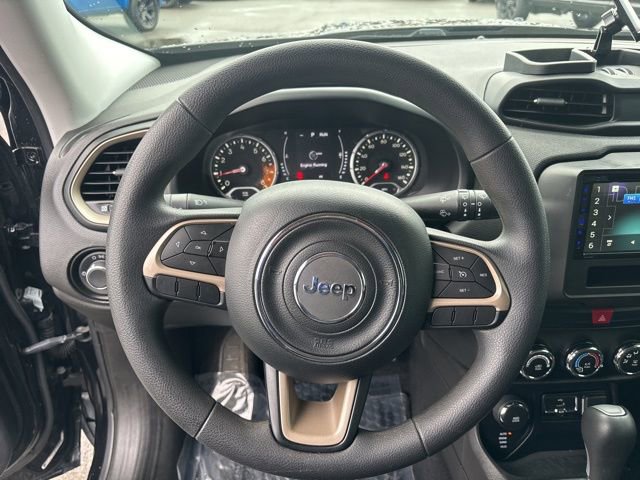 Used 2017 Jeep Renegade Sport w/ Power & Air Group image 19