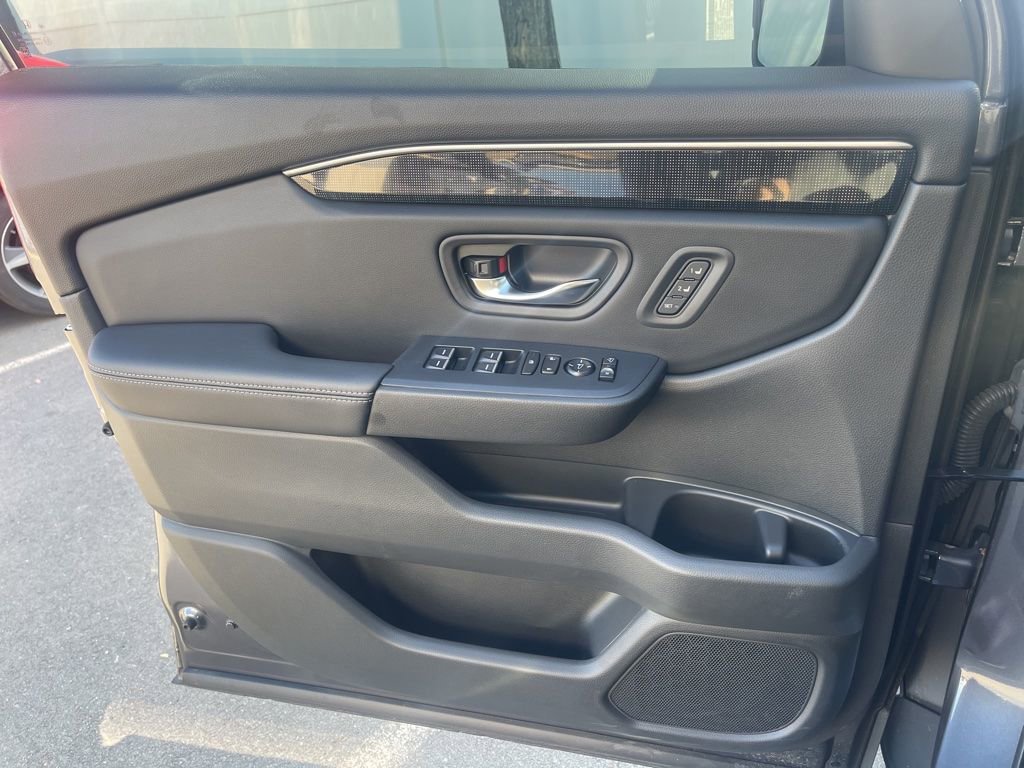 Used 2023 Honda Pilot Elite image 18