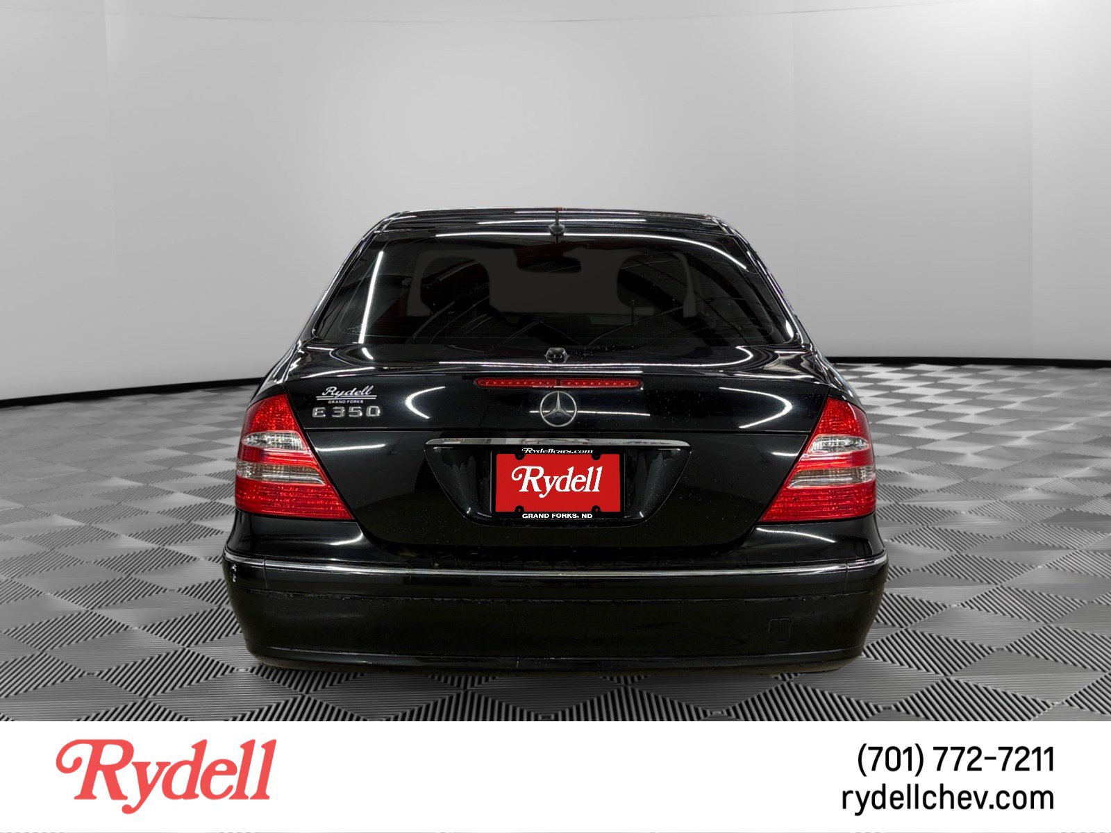 Used 2006 Mercedes-Benz E 350 Sedan image 4