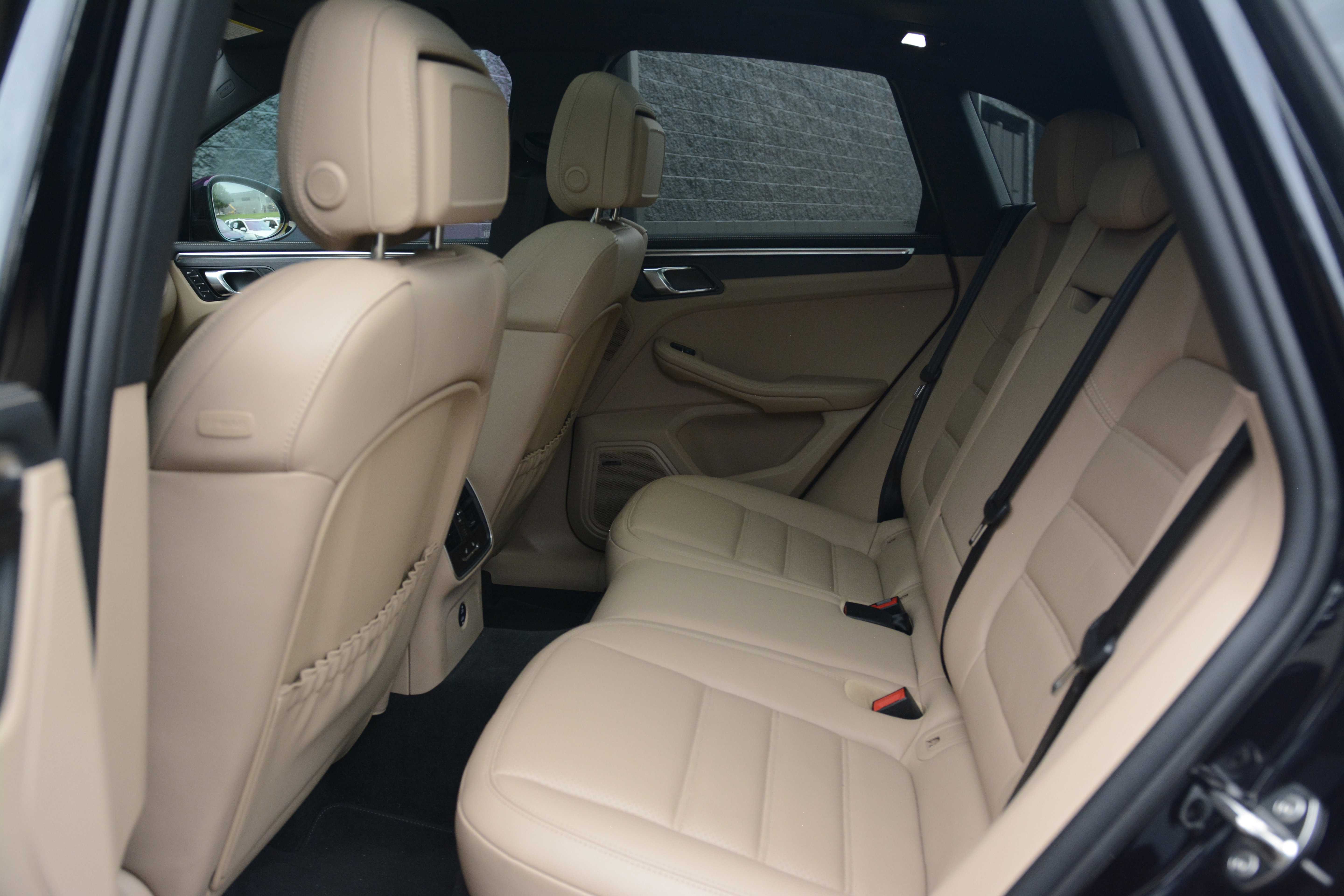 Certified 2023 Porsche Macan GTS AWD/4WD image 30