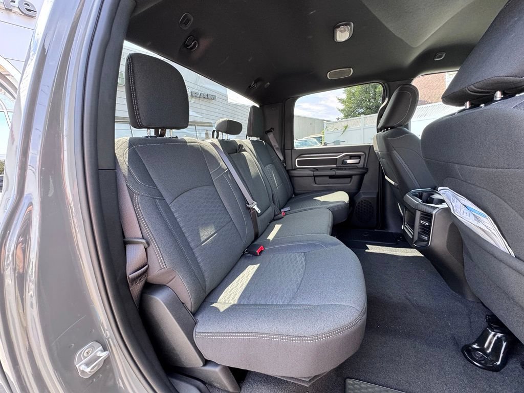 New 2026 RAM 2500 Big Horn AWD/4WD image 21
