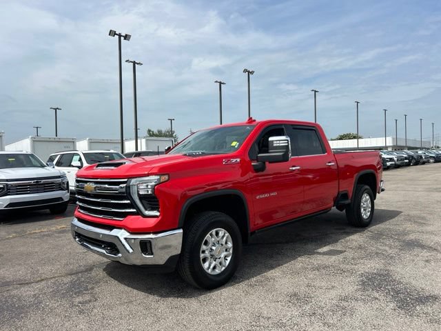 Used 2024 Chevrolet Silverado 2500 LTZ w/ LTZ Convenience Package AWD/4WD image 7